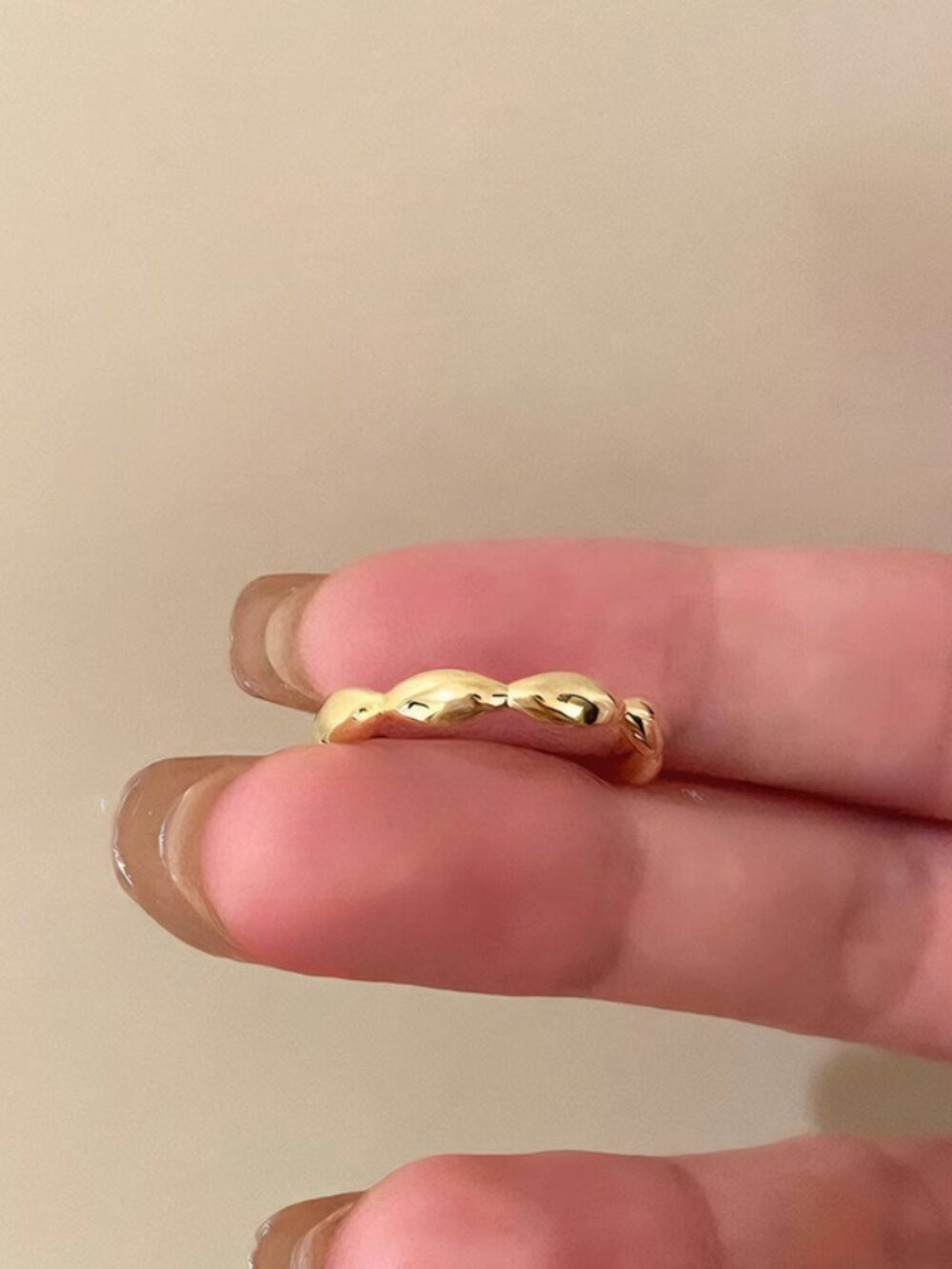 18K Gold Plated Wave Ring Minimalist Stacking Ring Dainty Gold Band - Picture 1 of 1